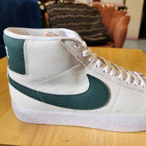 Nike SB Zoom Blazer Mid Pro ISO